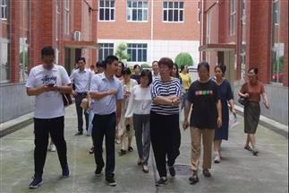 中國人民大學茶道哲學研究所湖南茶文化考察團一行赴集團白沙溪茶廠、益陽茶廠、君山茶業(yè)考察調(diào)研